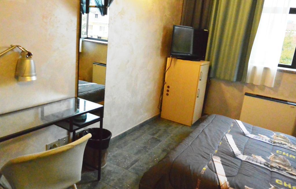 Hotel Balbo Τορίνο Δωμάτιο φωτογραφία