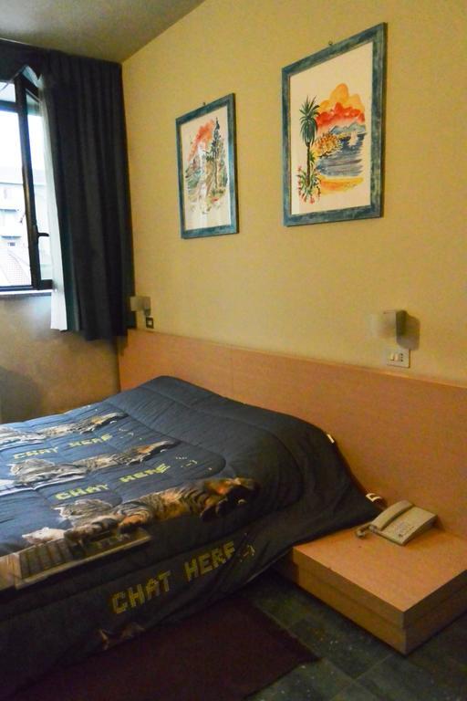 Hotel Balbo Τορίνο Δωμάτιο φωτογραφία
